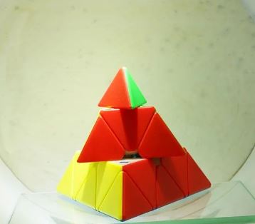 pyraminx.jpg