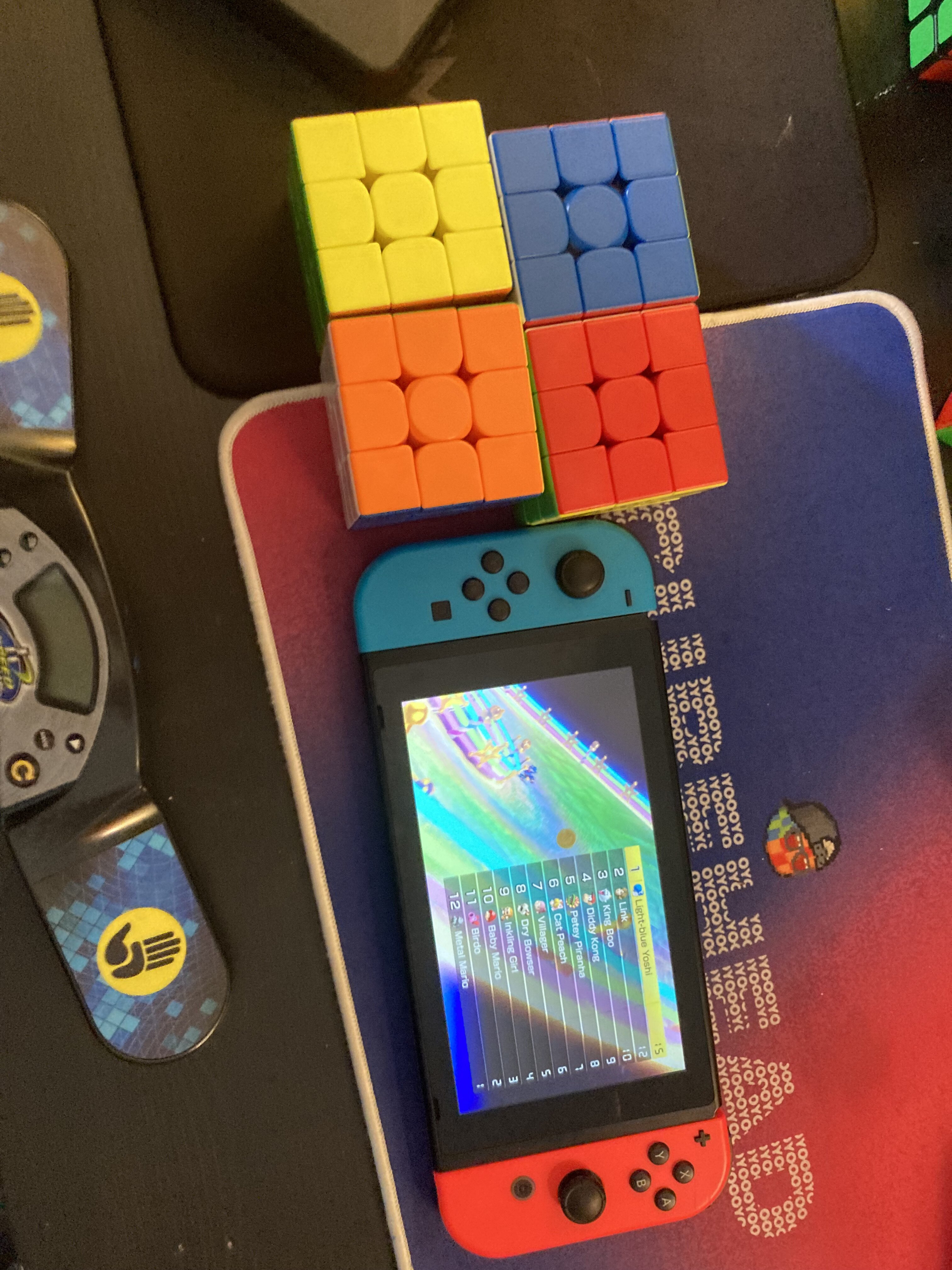 4 cubes solved whole getting first on rainbow road